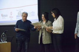 El programa intergeneracional de Txurdinagabarri obtiene el Premio Hartu Emanak Premio para la Residencia Txurdinagabarri de Bilbao