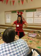 Mercadillo solidario en la Residencia Txurdinagabarri para Zaporeak