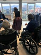 Ehun urtetik gorako beste emakume bat Txurdinagabarri Egoitzan Nueva centenaria en la Residencia de mayores Txurdinagabarri