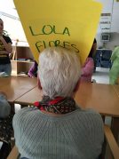 Estudiantes de Integración Social realizan actividades con nuestros mayores Estudiantes de Integración Social, en la Residencia de mayores Txurdinagabarri