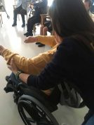 Estudiantes de Integración Social realizan actividades con nuestros mayores Estudiantes de Integración Social, en la Residencia de mayores Txurdinagabarri