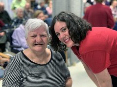 "Baila Donosti" pone a bailar a toda la Residencia Txurdinagabarri Baila Donosti en la Residencia Txurdinagabarri de Bilbao