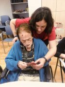 La Residencia Txurdinagabarri celebra el amor y la amistad San Valentín 2020 en la Residencia de mayores Txurdinagabarri