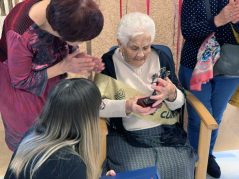 Paulina, ehun urteko beste lagun bat Txurdinagabarri Egoitzan Ehun urteko beste lagun bat Txurdinagabarri Egoitzan