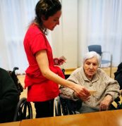 Día de la Felicidad en la Residencia de mayores Txurdinagabarri