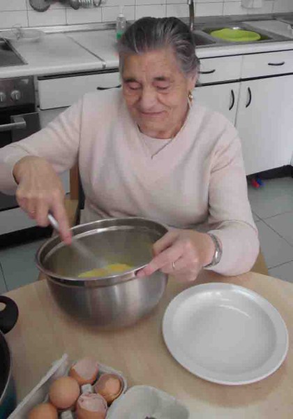 Preparando flan de naranja
