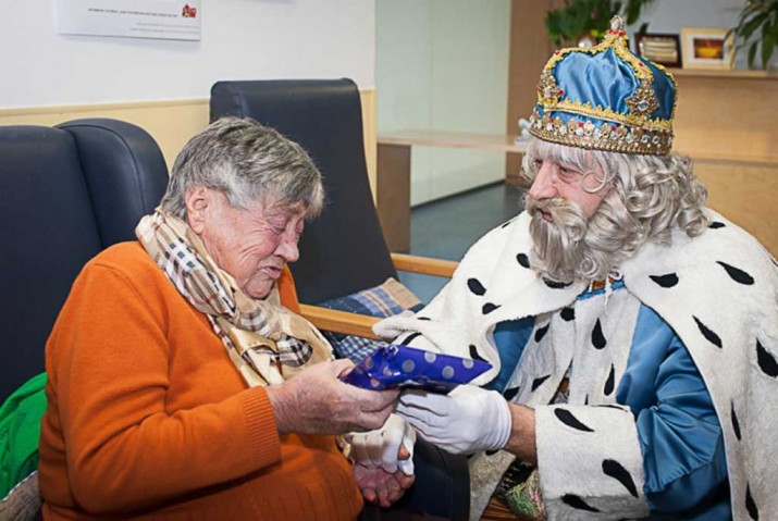 Errege Magoak Bilboko adinduentzako Txurdinagabarri Egoitzan