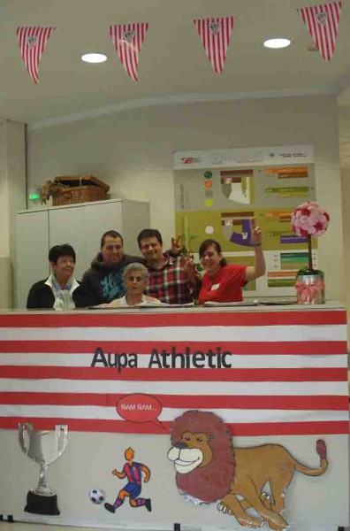 Txurdinagabarri Adinekoen Egoitza, Athleticekin