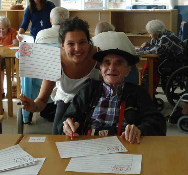 Txurdinagabarri Adinekoen Egoitza, Athleticekin