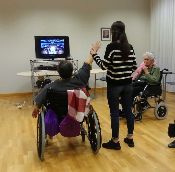 Belaunaldiarteko Programa amaitzeko jaia adinduentzako Txurdinagabarri Egoitzan Belaunaldiarteko Programa amaitzeko jaia adinduentzako Txurdinagabarri Egoitzan