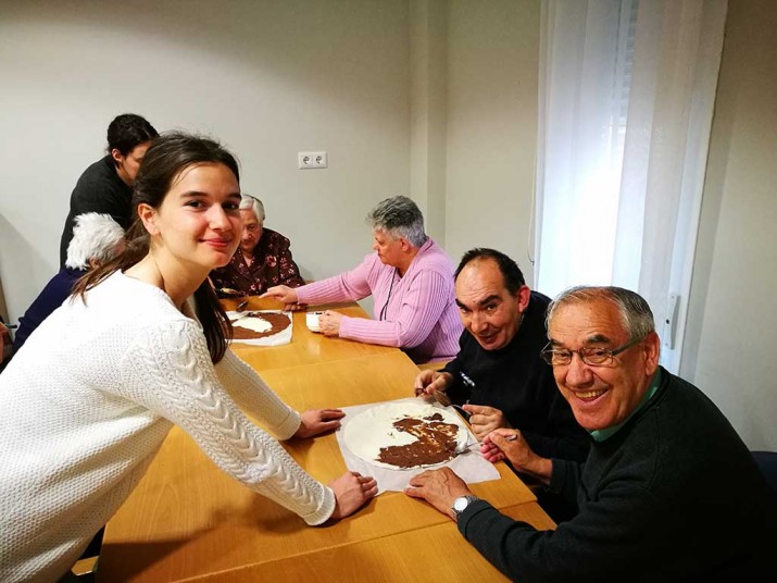 Belaunaldiarteko Programa amaitzeko jaia adinduentzako Txurdinagabarri Egoitzan Belaunaldiarteko Programa amaitzeko jaia adinduentzako Txurdinagabarri Egoitzan