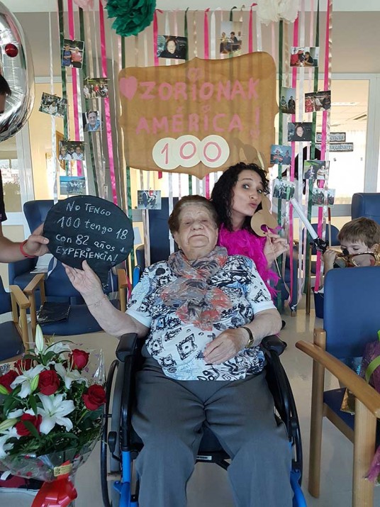 America gure egoiliarrak 100 urte bete ditu América cumple 100 años