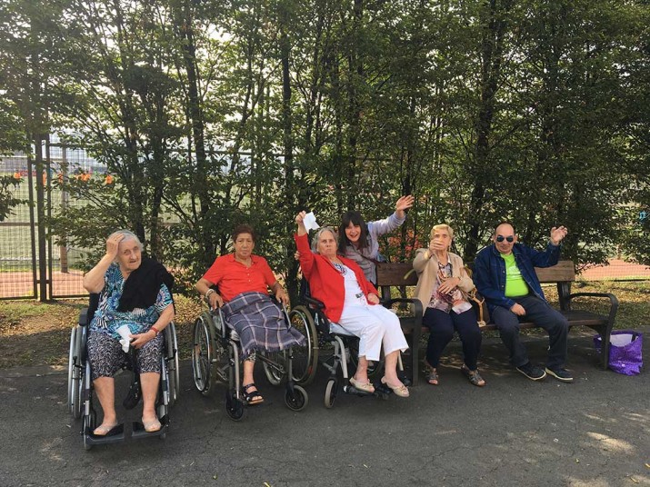 Zirku arratsaldea Txurdinagabarriko egoiliarrentzat