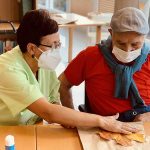 Udazken koloreek gainezka egin dute Txurdinagabarri Egoitzan width=