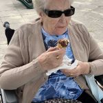 Residencia de ancianos Txurdinagabarri de Bilbao - Merienda en la azotea