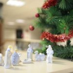 Iritsi dira Gabonak Aita Menniko Egoitza eta Eguneko Zentroetara Navidades en las residencias y centros de día de Aita Menni