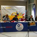 Txurdinagabarri Egoitza irrati estudio bihurtu da ordu batzuez Txurdinagabarri Egoitza irrati estudio bihurtu da ordu batzuez