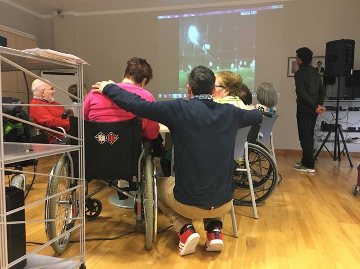 Aguiar eta Javi Gonzalez, Erreminiszentzia Tailerraren dinamizatzaile berriak Barandiaran eta Txurdinagabarri Egoitzetan Erreminiszentzia Tailerra