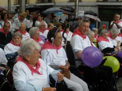 La Residencia de ancianos Santiago de Villabona, de fiesta