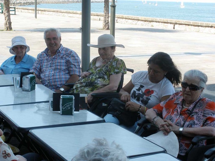 Excursión a Hondarribia de la Residencia de personas mayores Santiago