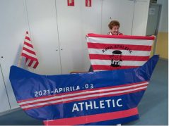 Gabarra prest daukagu Barandiaran Egoitzan Animando al Athletic