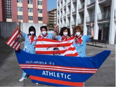 Gabarra prest daukagu Barandiaran Egoitzan Animando al Athletic