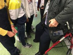 Cuentacuentos de residentes de Txurdinagabarri en aulas de Primaria Cuentacuentos en el colegio Begoñazpi