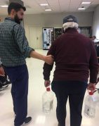 Euskera y euskal jokoak, de la mano en la Residencia Txurdinagabarri Dia del Euskera en la Residencia de mayores Txurdinagabarri de Bilbao