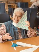 Fiesta tropical en Txurdinagabarri FIesta tropical en la Residencia de la tercera edad Txurdinagabarri