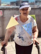 Fiesta tropical en Txurdinagabarri FIesta tropical en la Residencia de la tercera edad Txurdinagabarri