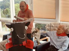 El encierro vuelve a recorrer Txurdinagabarri San Fermín 2021 en la Residencia de mayores Txurdinagabarri