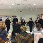 La Asociación Guatximindon lleva más teatro a Txurdinagabarri Teatro en la Residencia de mayores Txurdinagabarri de Bilbao