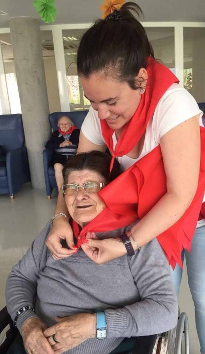 Zuria eta gorria Txurdinagabarri Egoitzan eta Eguneko Zentroan Zuria eta gorria eta Txurdinagabarri Egoitzan eta Eguneko Zentroan