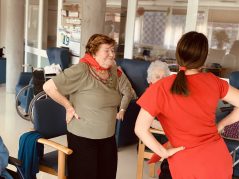Volvemos a ponernos el pañuelo rojo de Sanfermines Sanfermines 2020 en la Residencia de mayores Txurdinagabarri de Bilbao