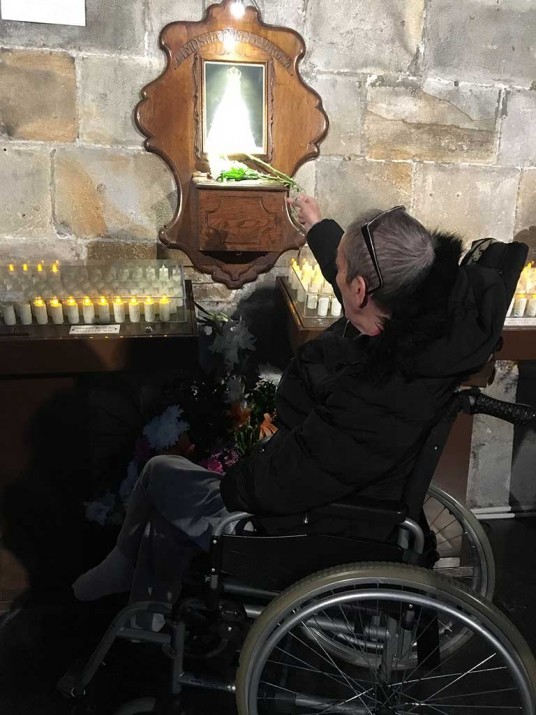 Begoñako Amatxuri otoitz eta kantu Begoñako Amatxuri otoitz eta kantu