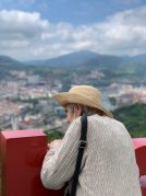 Contemplando Bilbao desde Artxanda  width=