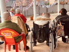 Feria de Abril en la Residencia Txurdinagabarri width=