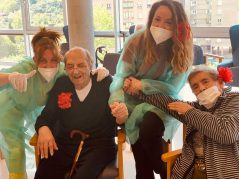 Feria de Abril en la Residencia Txurdinagabarri width=