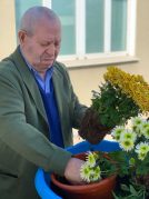 Taller de jardinería en la Residencia de mayores Txurdinagabarri