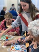 Despedimos con pena y por videollamada el programa intergeneracional Programa intergeneracional 2020 en la Residencia de mayores Txurdinagabarri