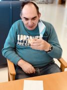 Erroskilak prestatzen dugu Txurdinagabarri Egoitzan Rosquillas por San Blas en la Residencia Txurdinagabarri