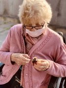 Txitxiburduntzia ganbarako terrazan Txitxiburduntzi en la Residencia Txurdinagabarri
