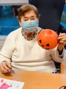 Gau Beltza - Santu Guztien Egunean primeran pasatu genuen Halloween y Todos los Santos en la Residencia Txurdinagabarri