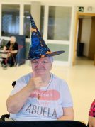 Gau Beltza - Santu Guztien Egunean primeran pasatu genuen Halloween y Todos los Santos en la Residencia Txurdinagabarri