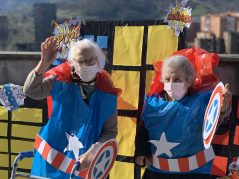 Superheroiak Txurdinagabarrin  width=