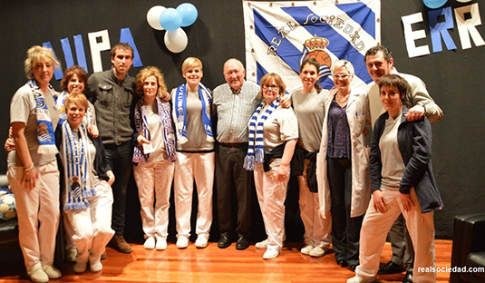 Representantes de la Real Sociedad compartieron una bonita tarde con nosotros Representantes de la Real Sociedad compartieron una bonita tarde con nosotros