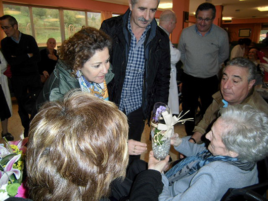 Aita Menni Ospitaleko amamak ehun urte bete ditu Aita Menni Ospitaleko amamak ehun urte bete ditu