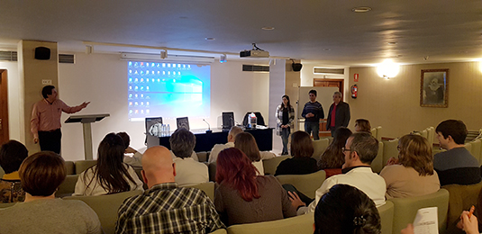Inbizi presenta en Aita Menni el prototipo de su pastillero automático Noa Inbizi presenta en Aita Menni el prototipo de su pastillero automático Noa