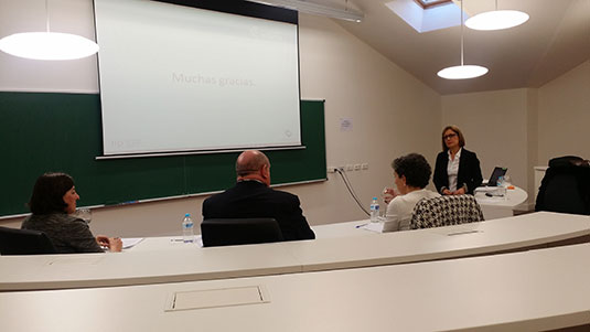 La psicóloga Ana Isabel Domínguez defendió su tesis doctoral en la Universidad de Deusto La psicóloga Ana Isabel Domínguez defendió su tesis doctoral en la Universidad de Deusto