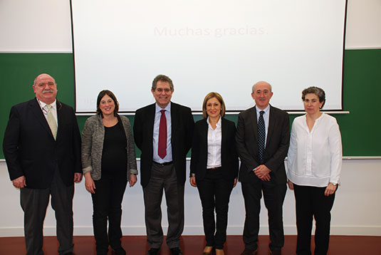 La psicóloga Ana Isabel Domínguez defendió su tesis doctoral en la Universidad de Deusto La psicóloga Ana Isabel Domínguez defendió su tesis doctoral en la Universidad de Deusto